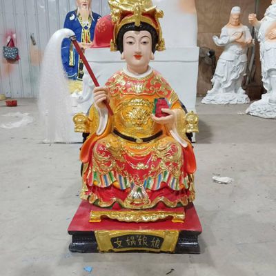 玻璃鋼彩繪園林景區(qū)供奉女?huà)z娘娘雕塑
