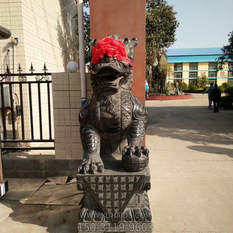 銅雕工廠(chǎng)企業(yè)門(mén)口招財(cái)麒麟雕塑