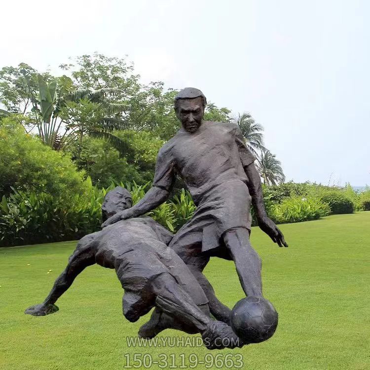 踢足球人物銅雕，體育運(yùn)動主題雕塑