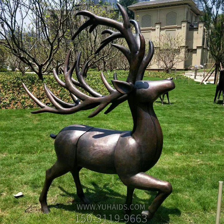 鑄銅鹿，梅花鹿銅雕