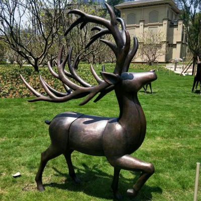 鑄銅鹿，梅花鹿銅雕