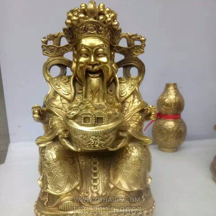 鑄銅戶外園林景觀財神爺?shù)袼?>
                                <h2>鑄銅戶外園林景觀財神爺?shù)袼?參數(shù)說明</h2>
                                                                        <table>
                                      <tr>
                                        <th>產(chǎn)品標題</th>
                                        <td>鑄銅戶外園林景觀財神爺?shù)袼?/td>
                                      </tr>
                                      <tr>
                                        <th>發(fā)布時間</th>
                                        <td>2023-06-08 10:12</td>
                                      </tr>
                                      <tr>
                                        <th>價格</th>
                                        <td><span>電話咨詢</td>
                                      </tr>
                                                                              <tr>
                                          <th>雕刻內(nèi)容</th>
                                          <td>園林</td>
                                        </tr>
                                                                              <tr>
                                          <th>其他</th>
                                          <td>景觀</td>
                                        </tr>
                                                                              <tr>
                                          <th>制作材質(zhì)</th>
                                          <td>鑄銅</td>
                                        </tr>
                                                                          </table>
                                <h2>鑄銅戶外園林景觀財神爺?shù)袼?詳細說明</h2>
                                <p>玉海雕塑是一家綜合性的雕塑公司，擁有多款鑄銅戶外園林景觀財神爺?shù)袼苣Ｐ?，可加工定制多種鑄銅戶外園林景觀財神爺?shù)袼?，支持材質(zhì)、樣式、風(fēng)格、尺寸大小等方面的調(diào)整修改定制。我們所加工制作的鑄銅戶外園林景觀財神爺?shù)袼苜|(zhì)優(yōu)價廉，遍布全國多個省市地區(qū)，想要了解更多案例圖片，請電話或微信咨詢。材質(zhì)、大小、樣式等都可以按需定制，還可根據(jù)您提供給的鑄銅戶外園林景觀財神爺?shù)袼軜訄D進行制作！如有相關(guān)需求，歡迎致電（微信同號）：<span>150-3119-9663</span></p>
                                                                <div   class=