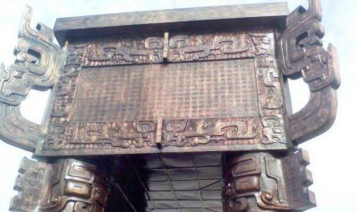 戶(hù)外大型浮雕寶鼎擺件鼎雕塑