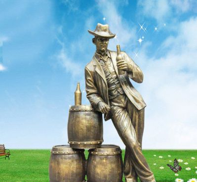 戶(hù)外景區(qū)西方人物靠著酒桶景觀酒文化雕塑