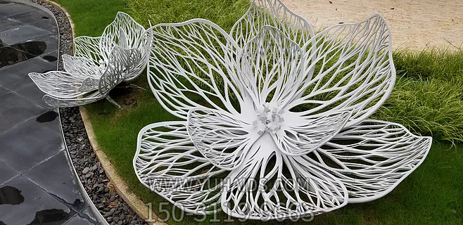 戶外廣場(chǎng)不銹鋼鐵藝盛開(kāi)的蓮花雕塑 戶外廣場(chǎng)不銹鋼鐵藝盛開(kāi)的蓮花雕塑