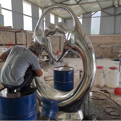 定制企業(yè)不銹鋼景觀魚雕塑需要多少錢？