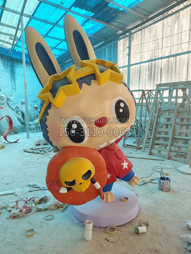 拉布布玻璃鋼卡通人物雕塑