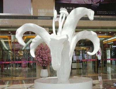 百合花玻璃鋼雕塑