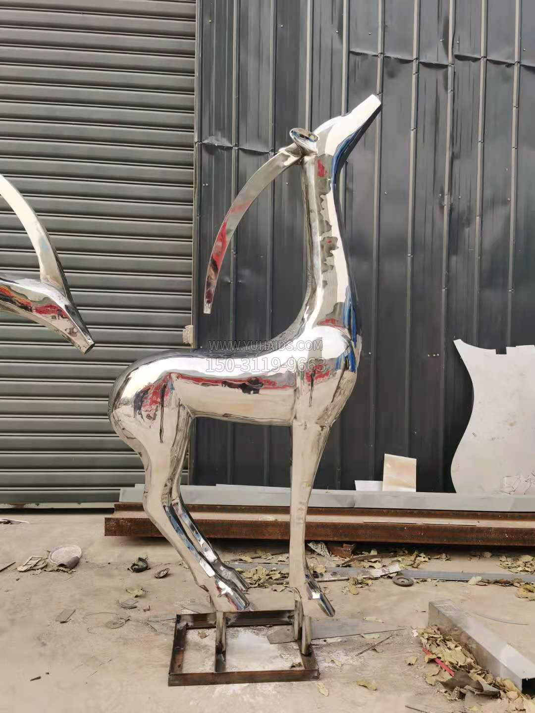 C款，站姿昂頭不銹鋼鹿，靜態(tài)